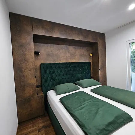 Stivan Apartament *